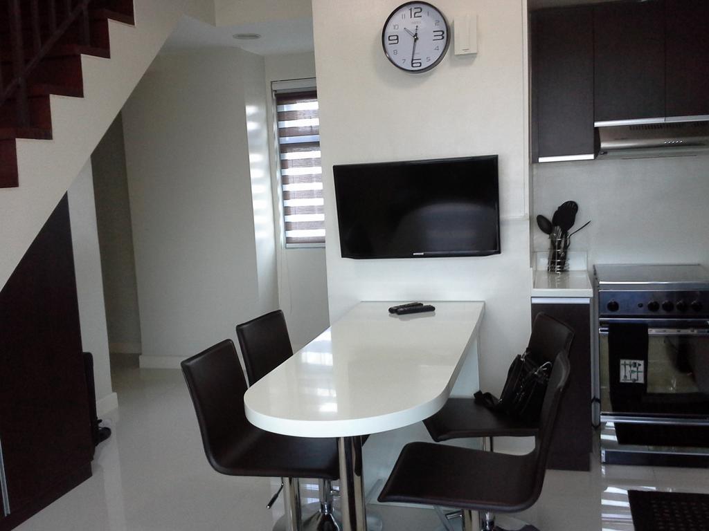 Appartement Eton Parkview à Makati City Extérieur photo