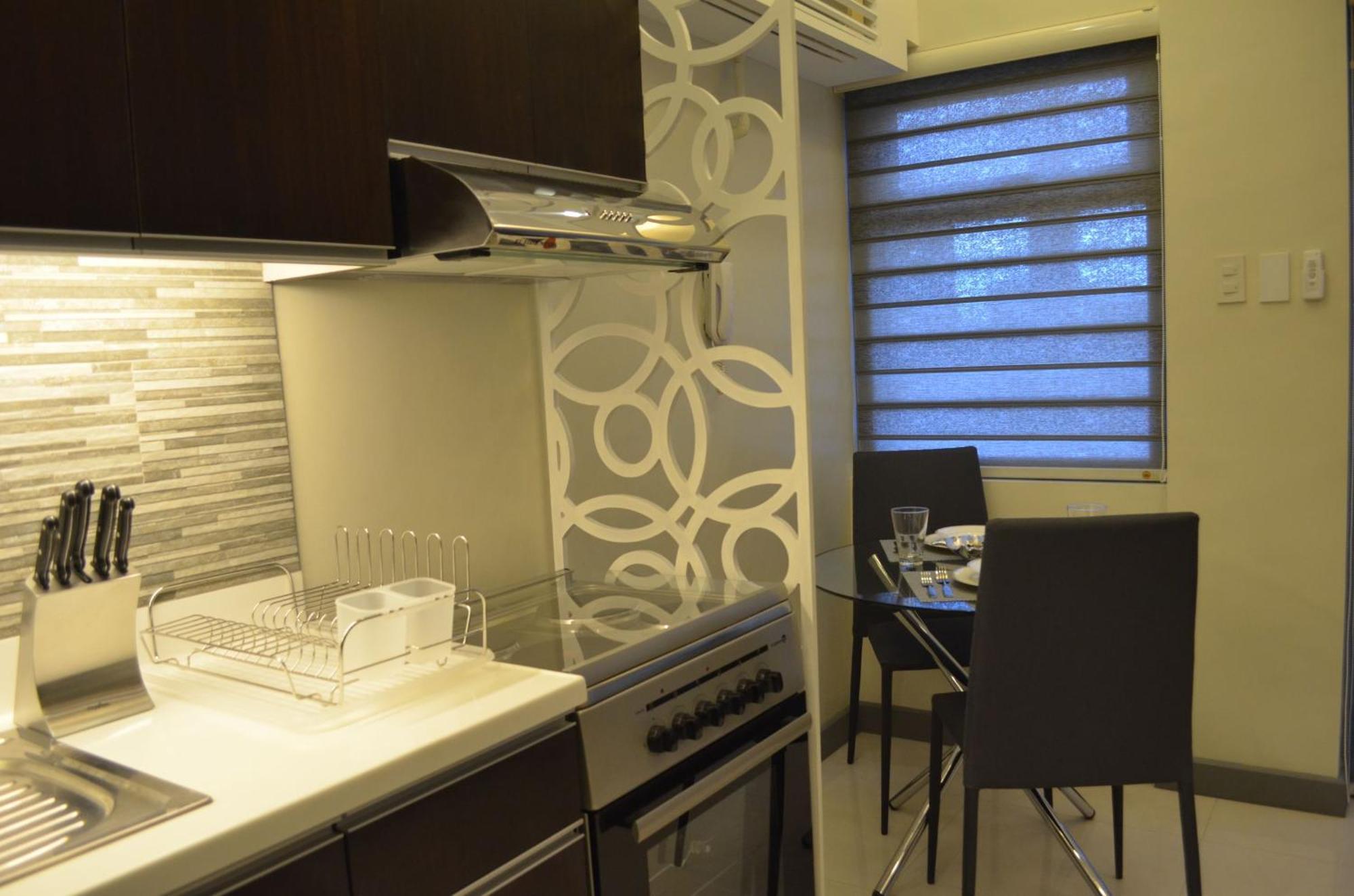 Appartement Eton Parkview à Makati City Extérieur photo