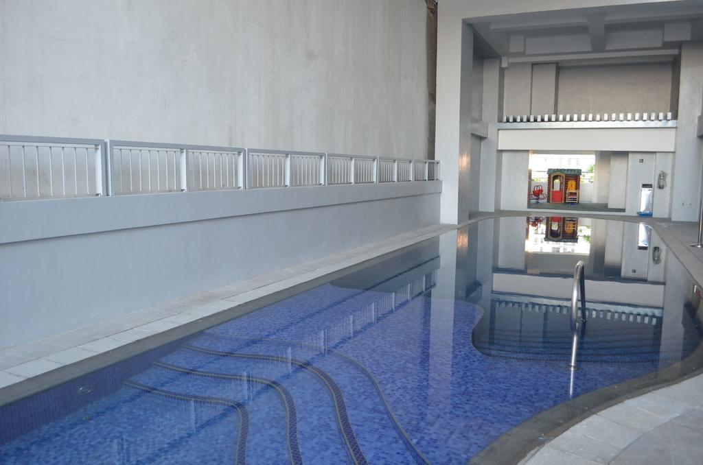 Appartement Eton Parkview à Makati City Extérieur photo